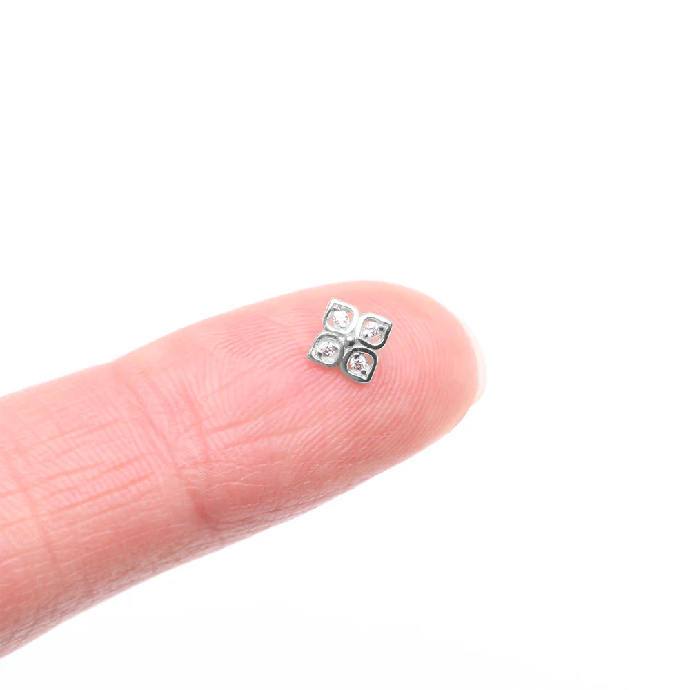 14 Karat White Gold Brilliant Sparkle Frasera Flower Dermal Anchor Top Part - Image 3