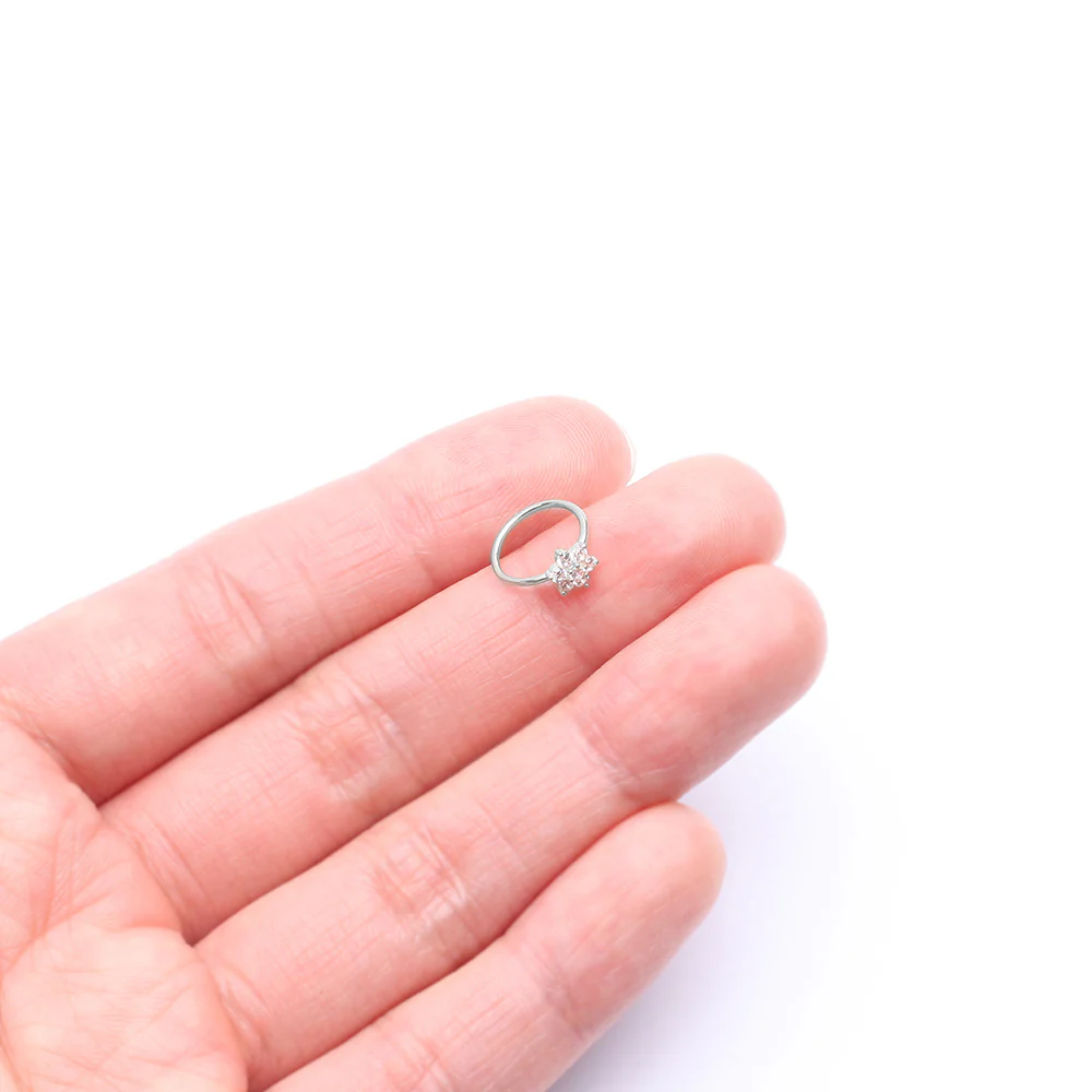 14 Karat White Gold Brilliant Sparkle Spring Flower Bendable Hoop Ring - Image 3