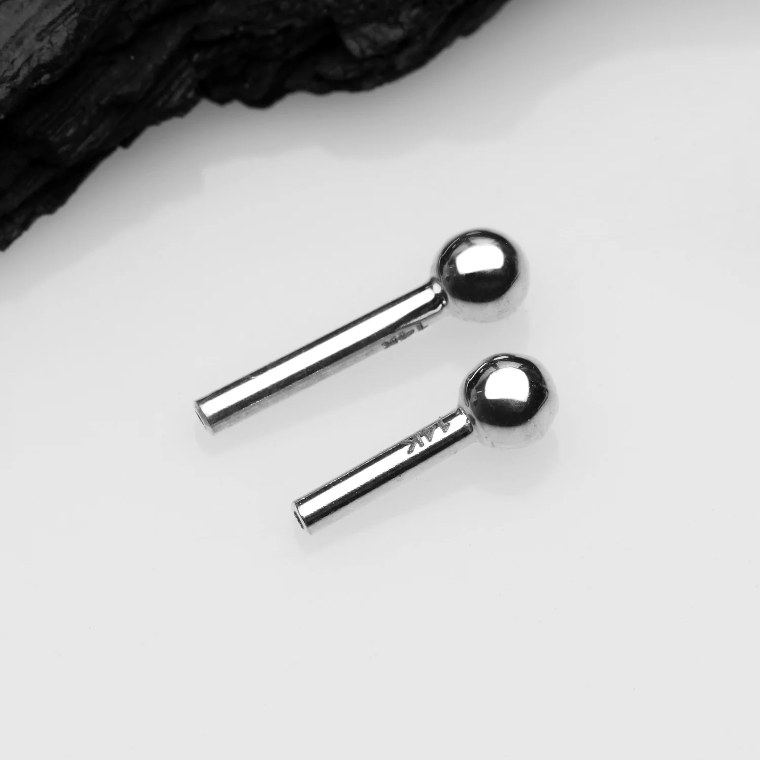 14 Karat White Gold OneFit Threadless Fixed Ball End Barbell Bar Part - Image 2