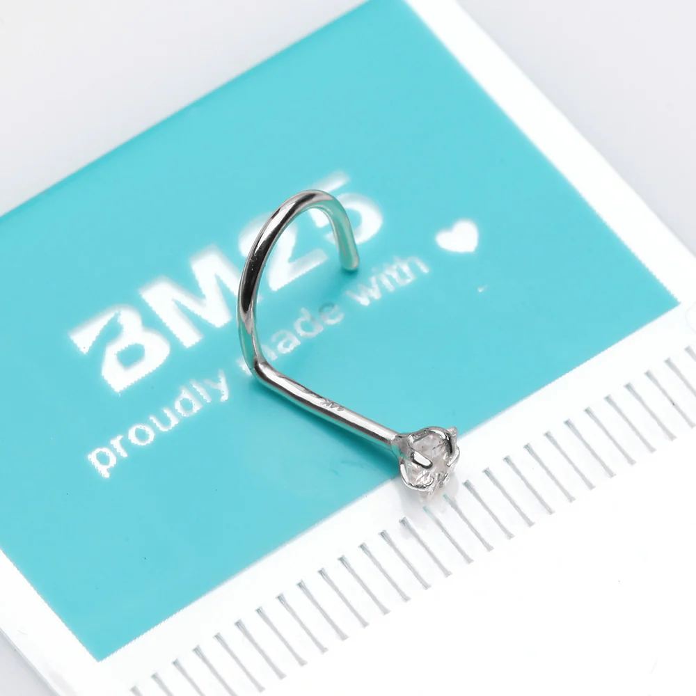 14 Karat White Gold Star Prong Set Gem Sparkle Nose Screw Ring - Image 3