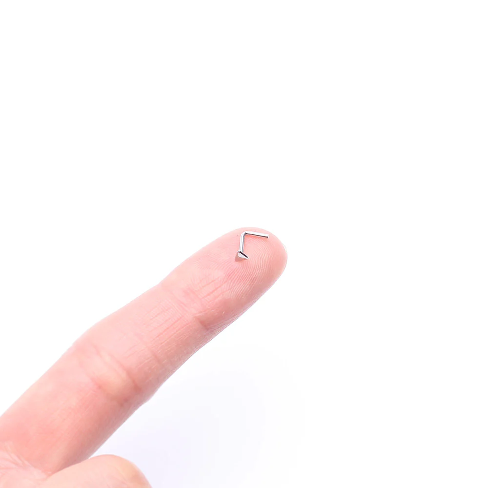 14 Karat White Gold Triangle Plate Top L-Shaped Nose Ring - Image 3