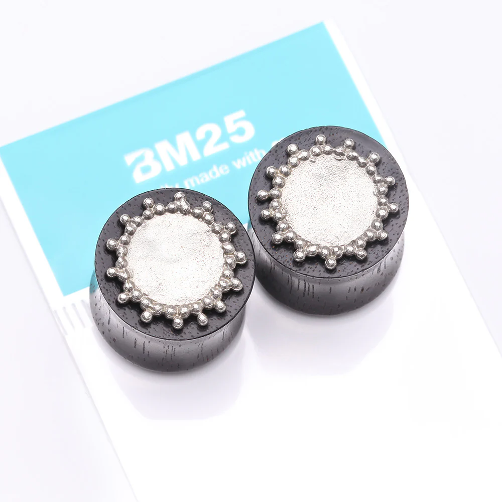A Pair of Bali Cax Hammered White Brass Tiger Ebony Wood Double Flared Plug - Image 4