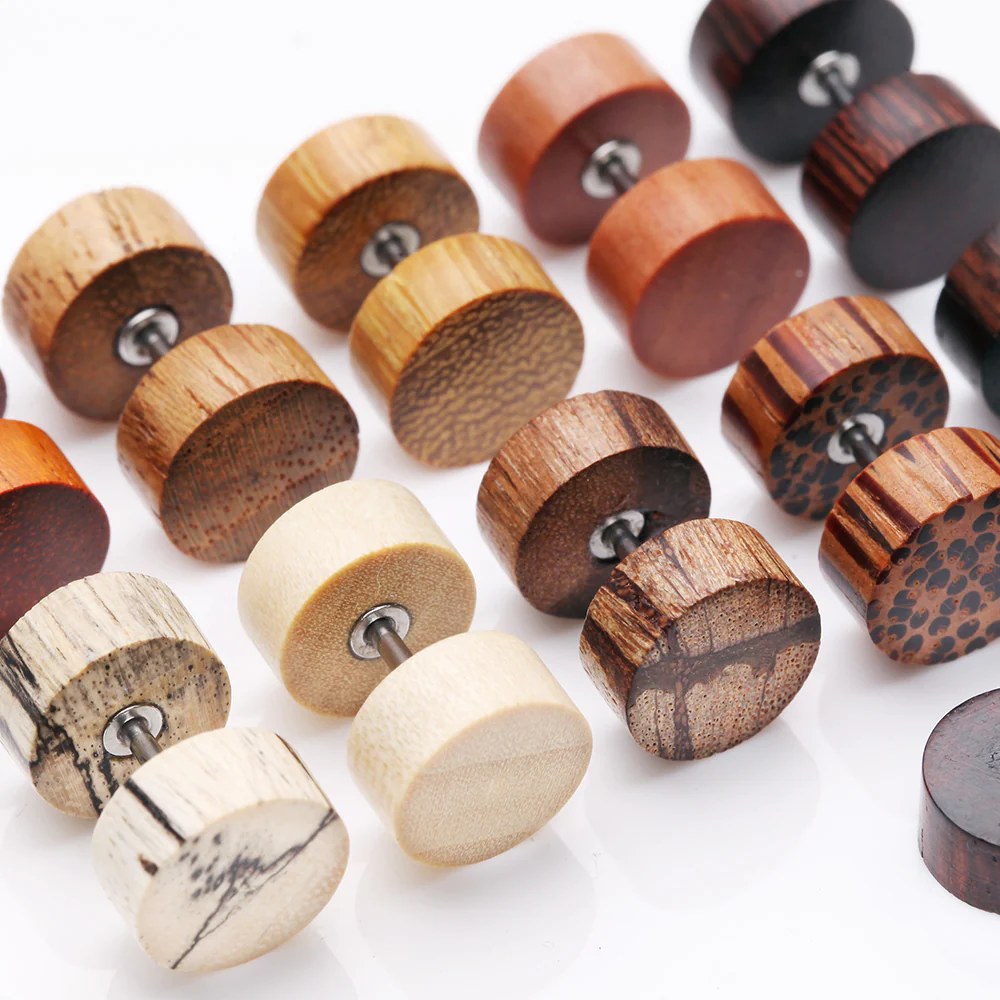 A Pair of Batik Wood Fake Plug Earring - Image 4
