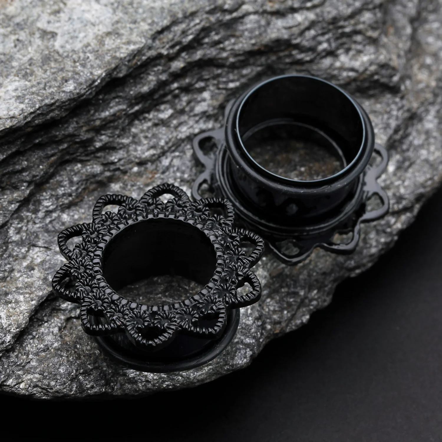A Pair of Blackline Verdant Filigree Single Flared Steel Ear Gauge Tunnel Plug - Image 2
