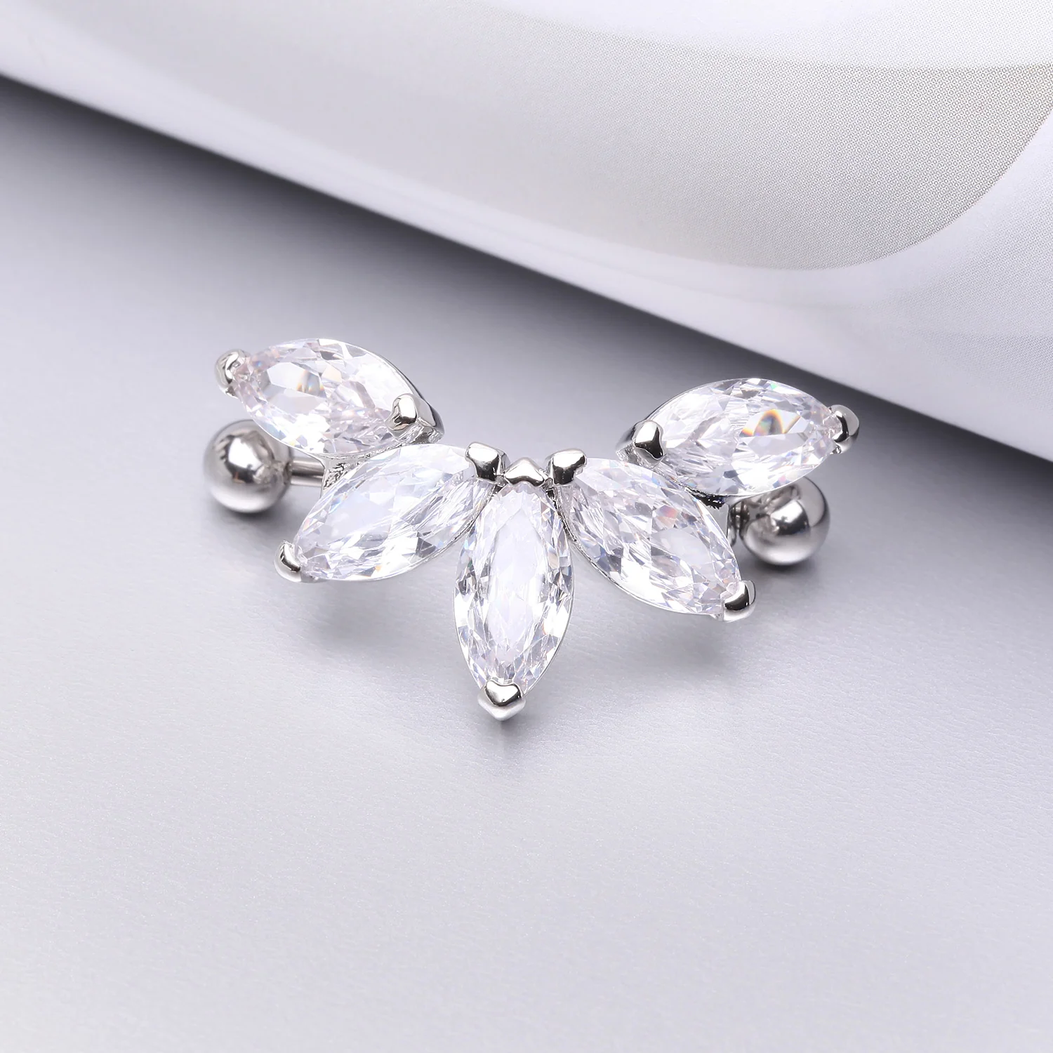 A Pair of Brilliant Marquise Lotus Sparkle Dangle Nipple Shield - Image 2