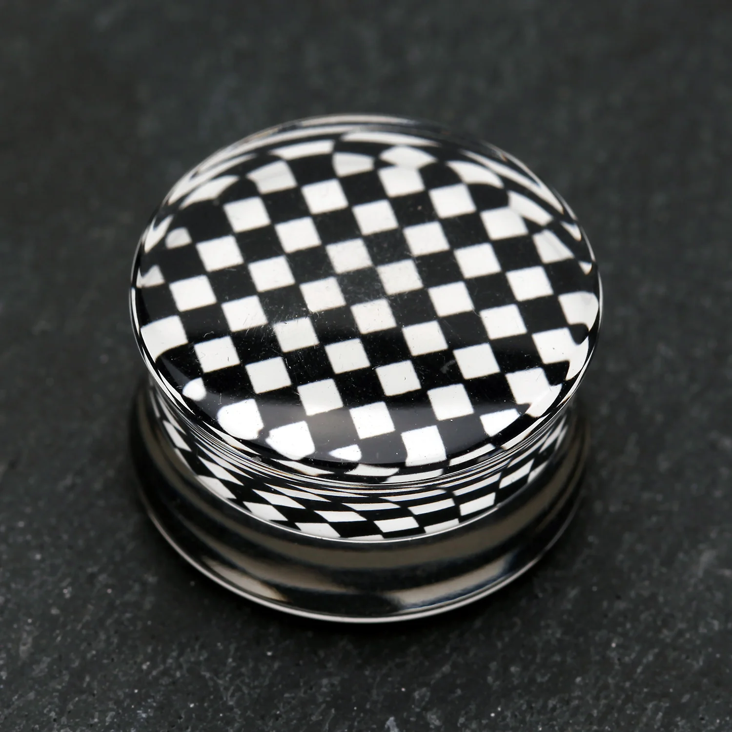 A Pair of Classic Checker Inlay Double Flared Ear Gauge Plug - Image 2