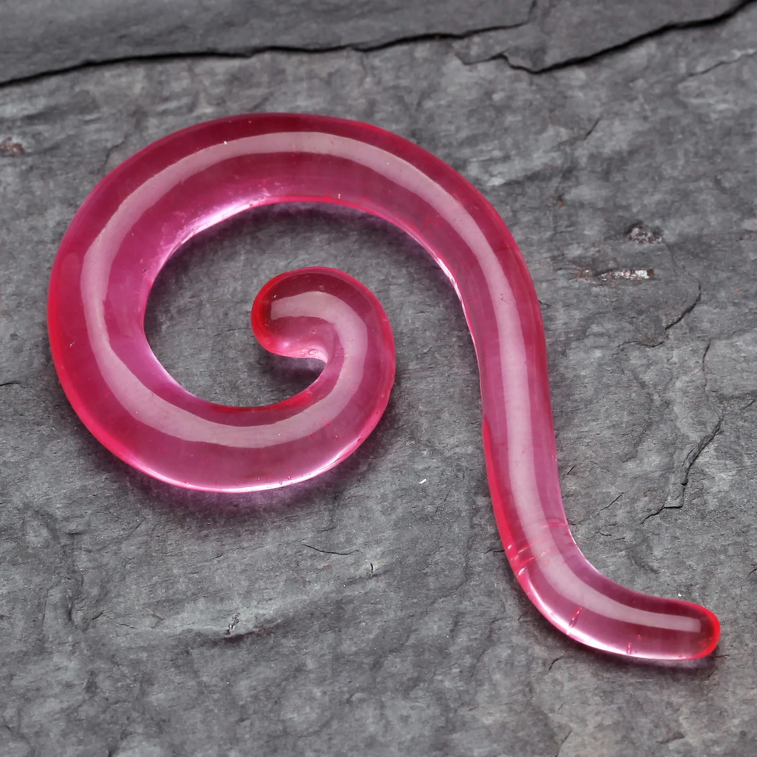 A Pair of Claw Hook Acrylic Ear Gauge Taper Hanger - Image 2