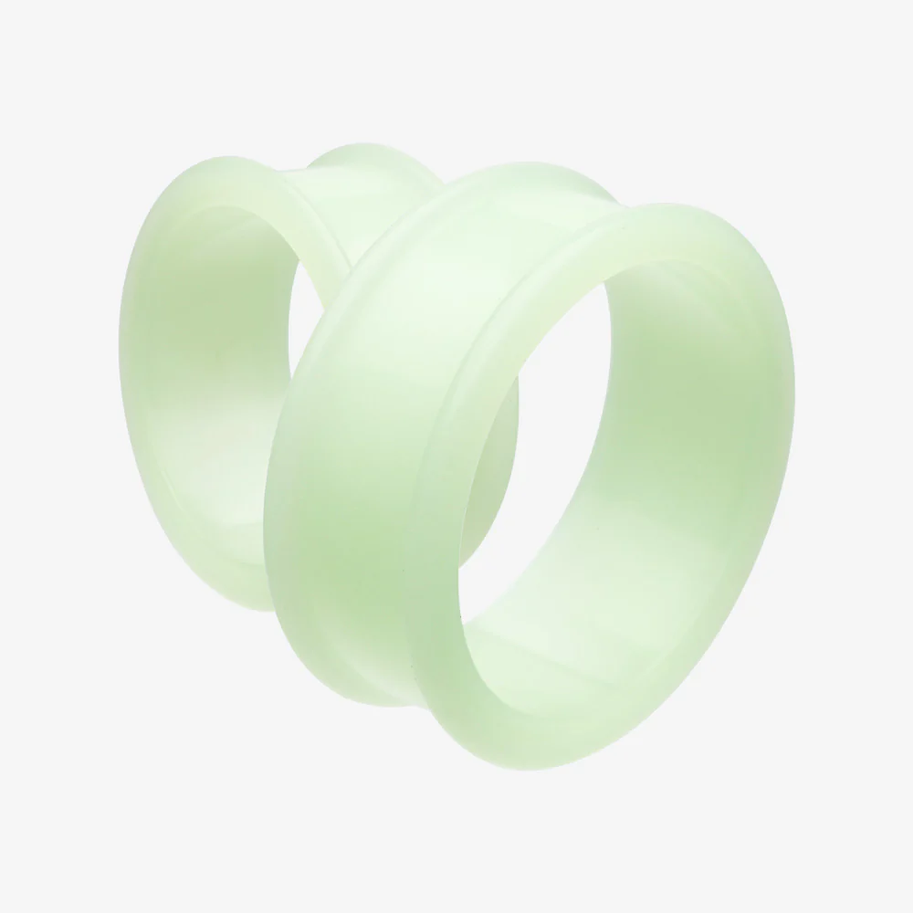 A Pair of Glow in the Dark Silicone Double Flared Ear Gauge Tunnel Plug - Image 4