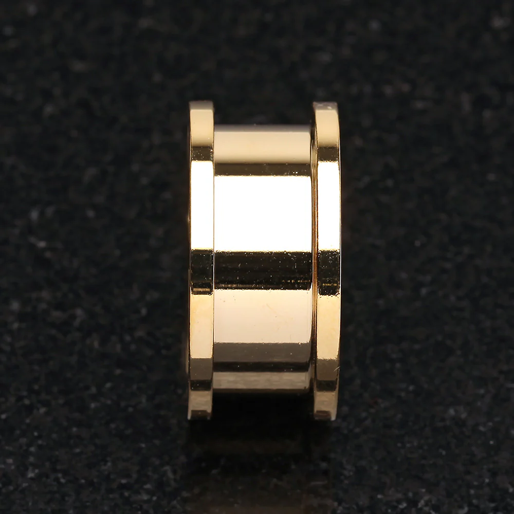 A Pair of Gold PVD Steel Screw-Fit Ear Gauge Tunnel Plug - Image 4
