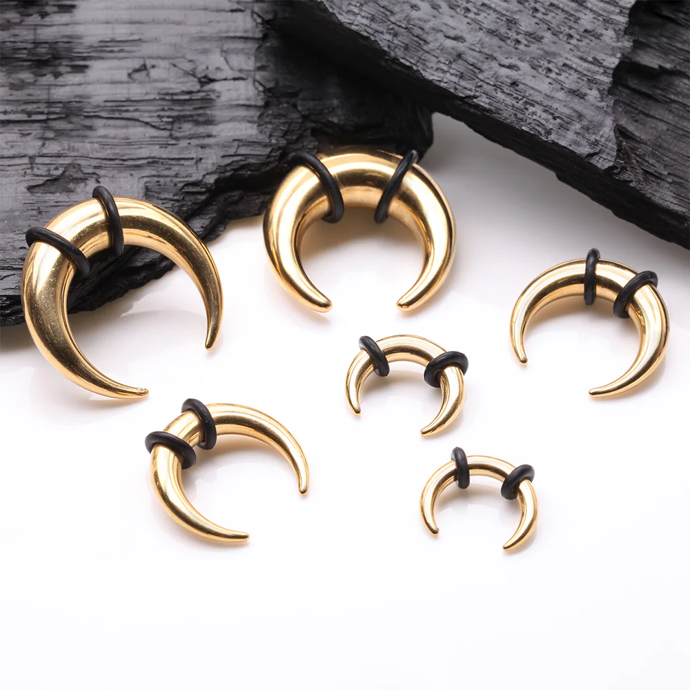 A Pair of Golden Buffalo Pincher Hanging Steel Taper with O-Rings - Image 3