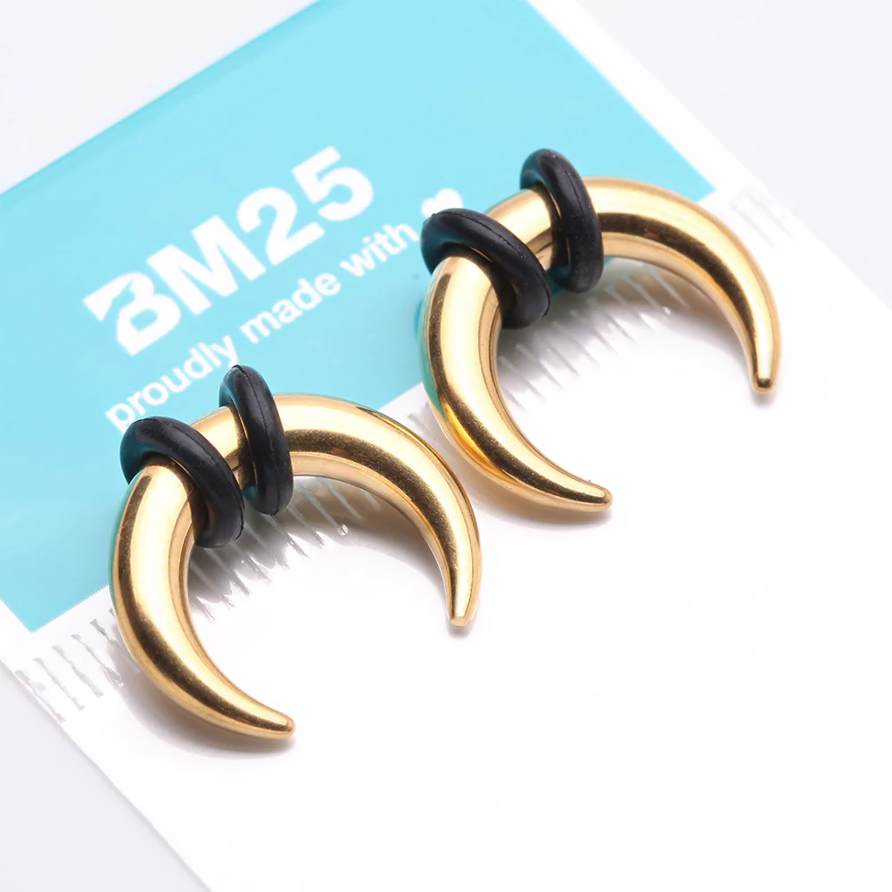 A Pair of Golden Buffalo Pincher Hanging Steel Taper with O-Rings - Image 4