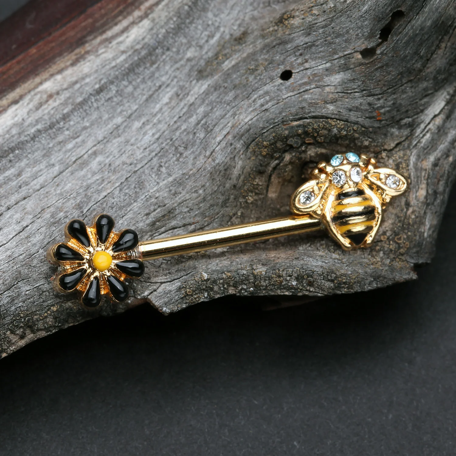 A Pair of Golden Sweet Daisy Bumble Bee Nipple Barbell - Image 2