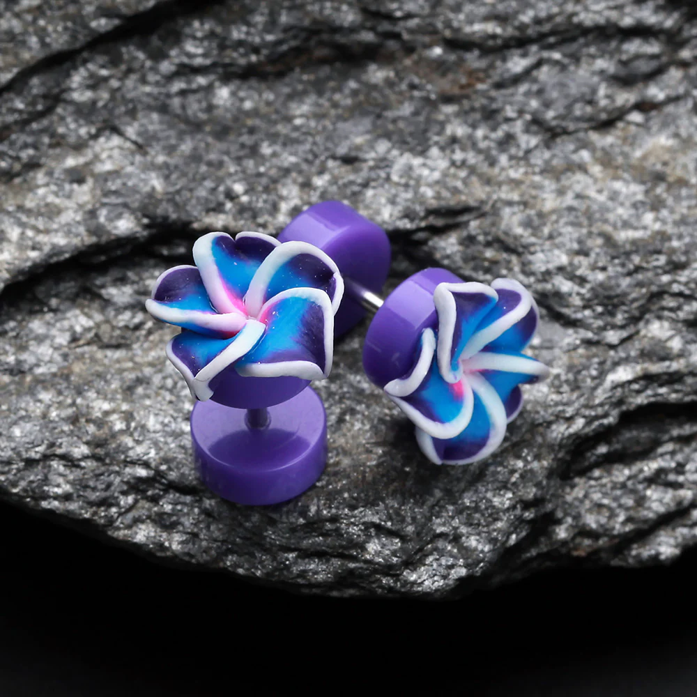 A Pair of Hawaiian Plumeria Flower Acrylic Fake Plug - Image 4