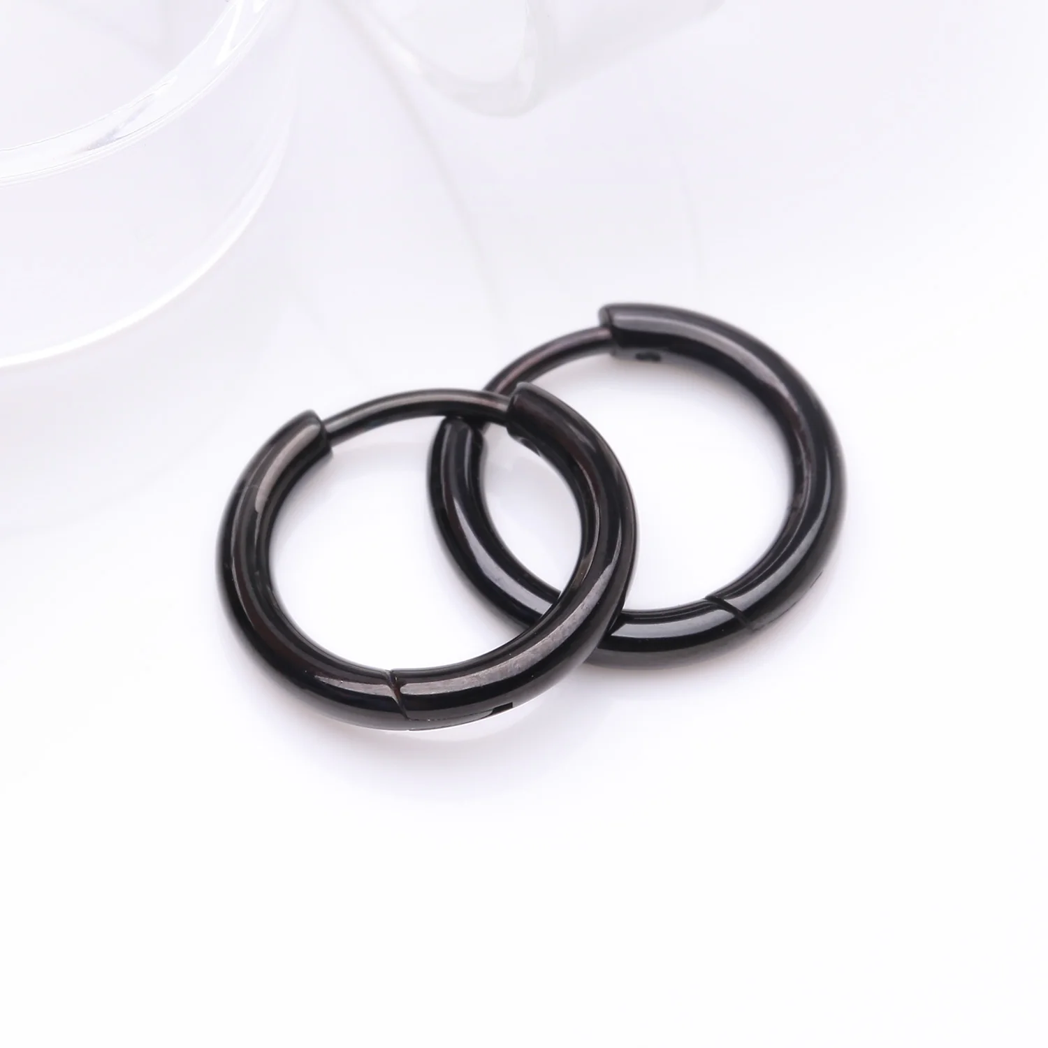 A Pair of Implant Grade Titanium Blackline Basic Huggie Hoop Earring - Image 2