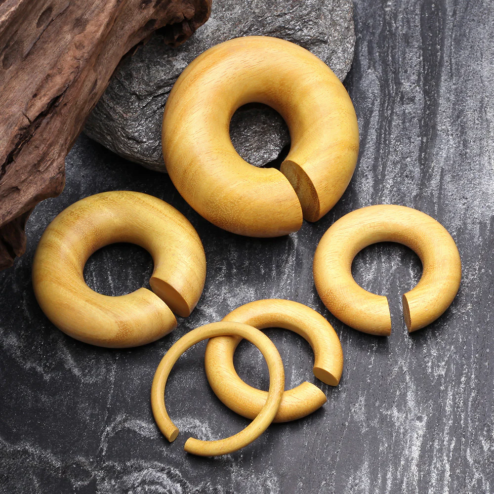 A Pair of Jackfruit Wood Hoop Hanger Plug - Image 3
