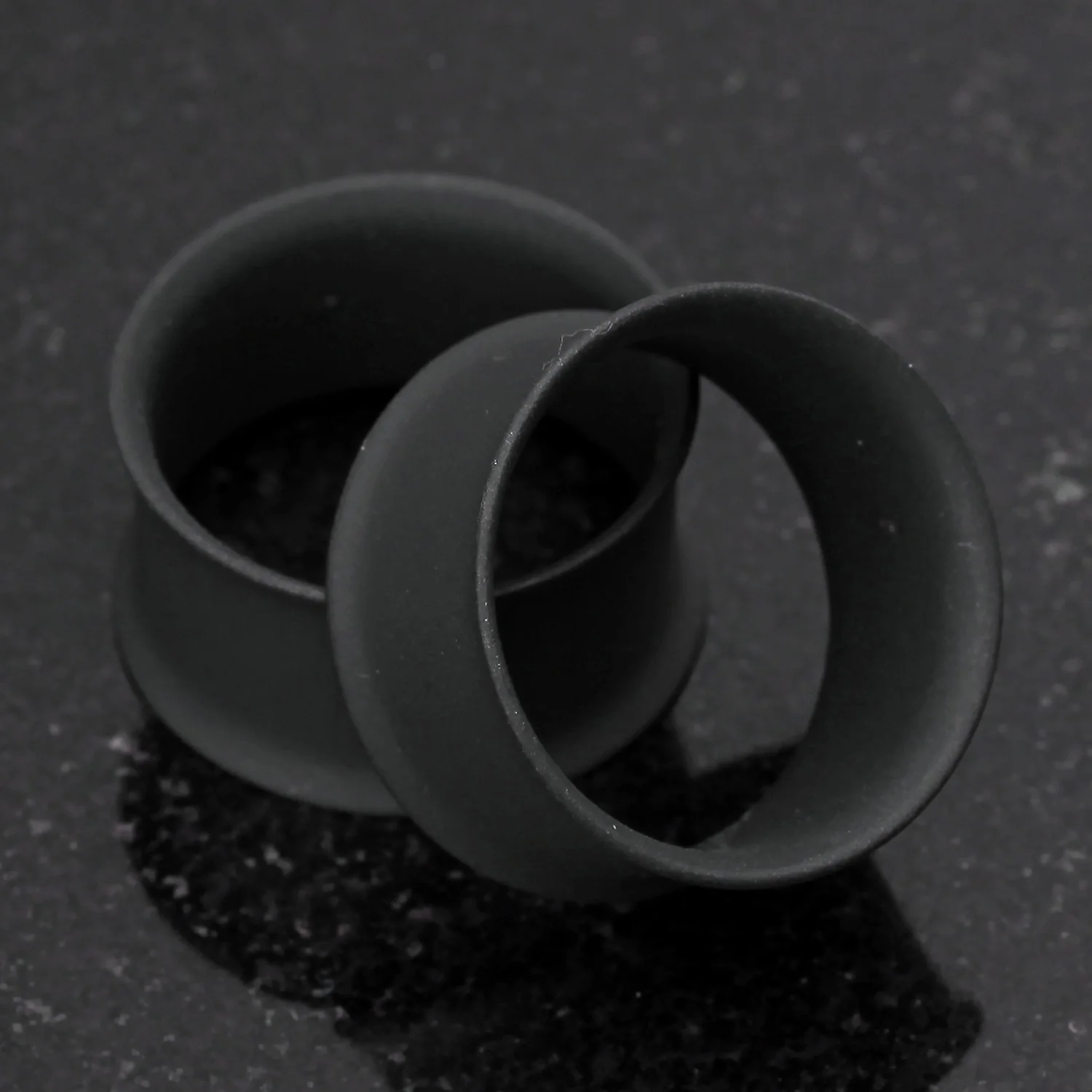 A Pair of Matte Black Steel Double Flared Ear Gauge Tunnel Plug - Image 2