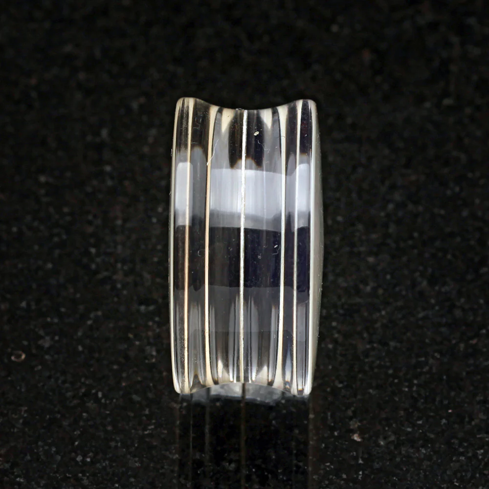 A Pair of Mother of Pearl Inlay Double Sided Ear Gauge Plug - Image 4