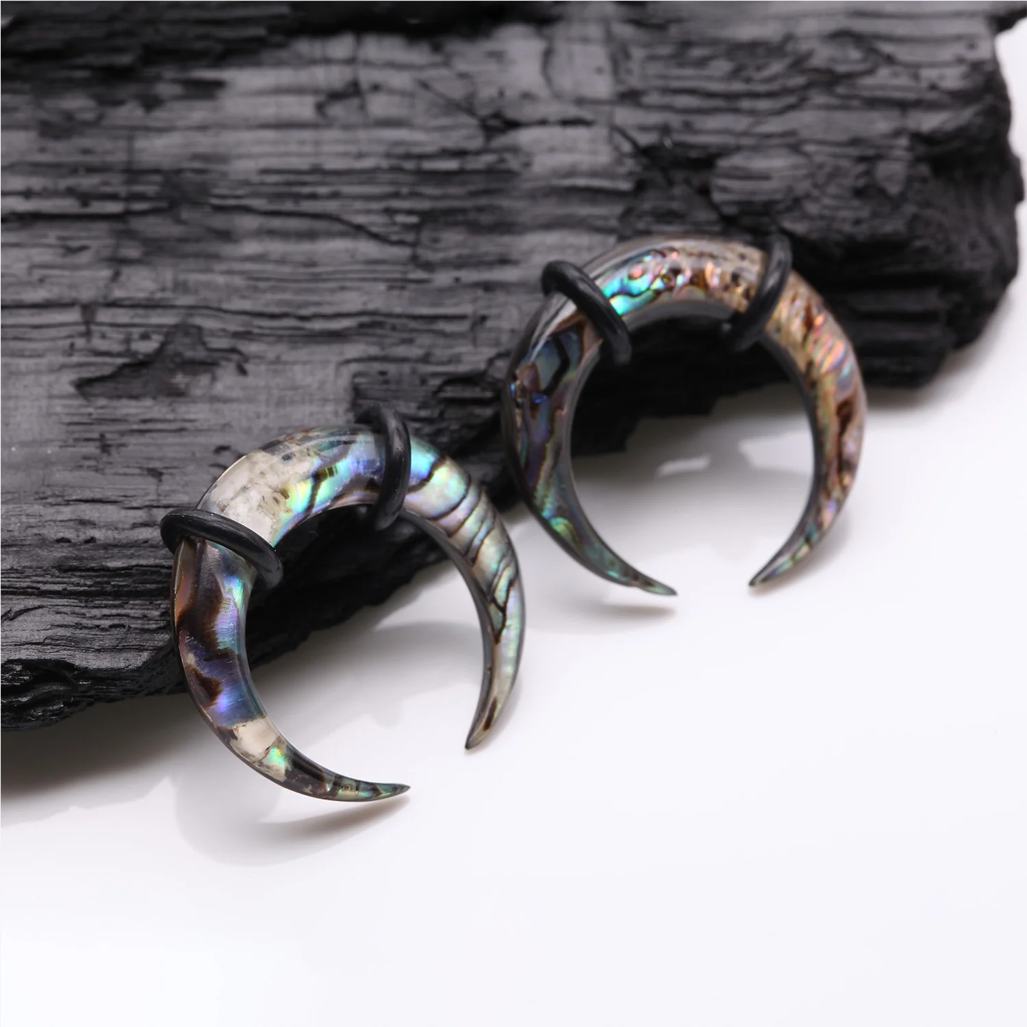 A Pair of Organic Abalone Shell Buffalo Pincher Hanging Taper with O-Rings - Image 2