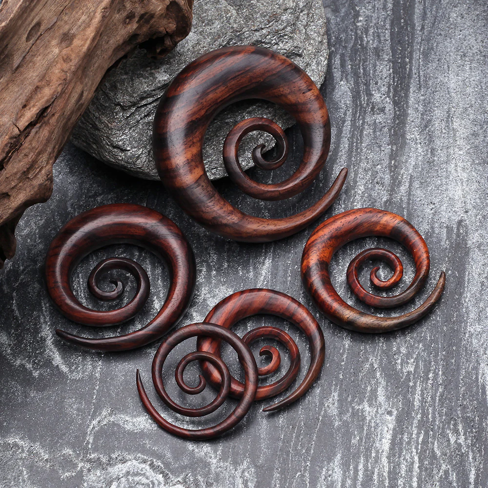 A Pair of Rosewood Super Spiral Hanger Plug - Image 3