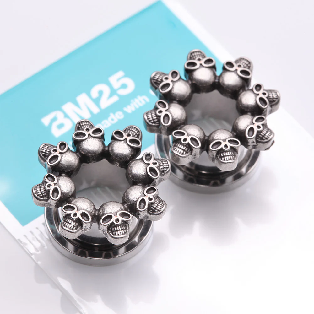 A Pair of Skulls Circle of Doom Screw-Fit Steel Tunnel Plug - Image 4