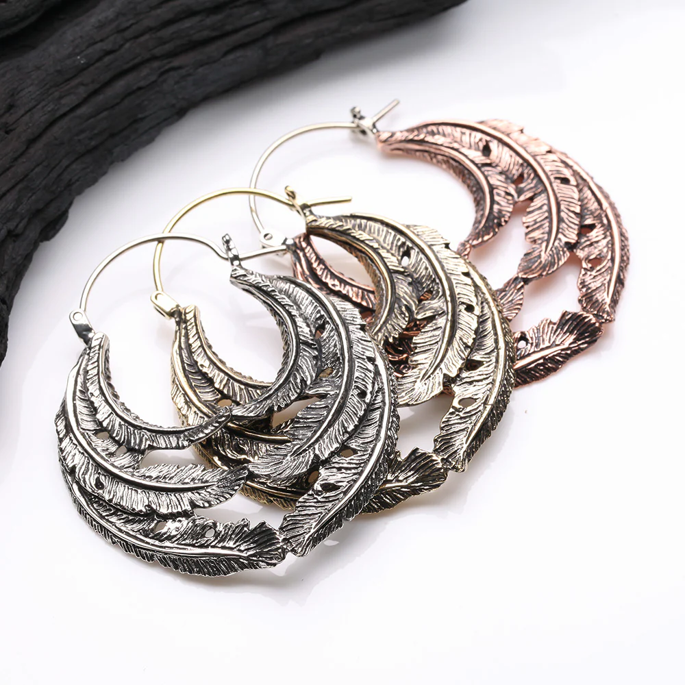 A Pair of Vintage Goddess Leaflet Loops White Brass Plug Hoop Earring - Image 4