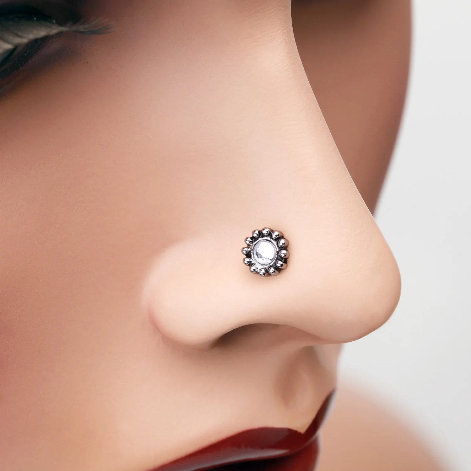 Aira Filigree Sparkle Icon L-Shaped Nose Ring - Image 2