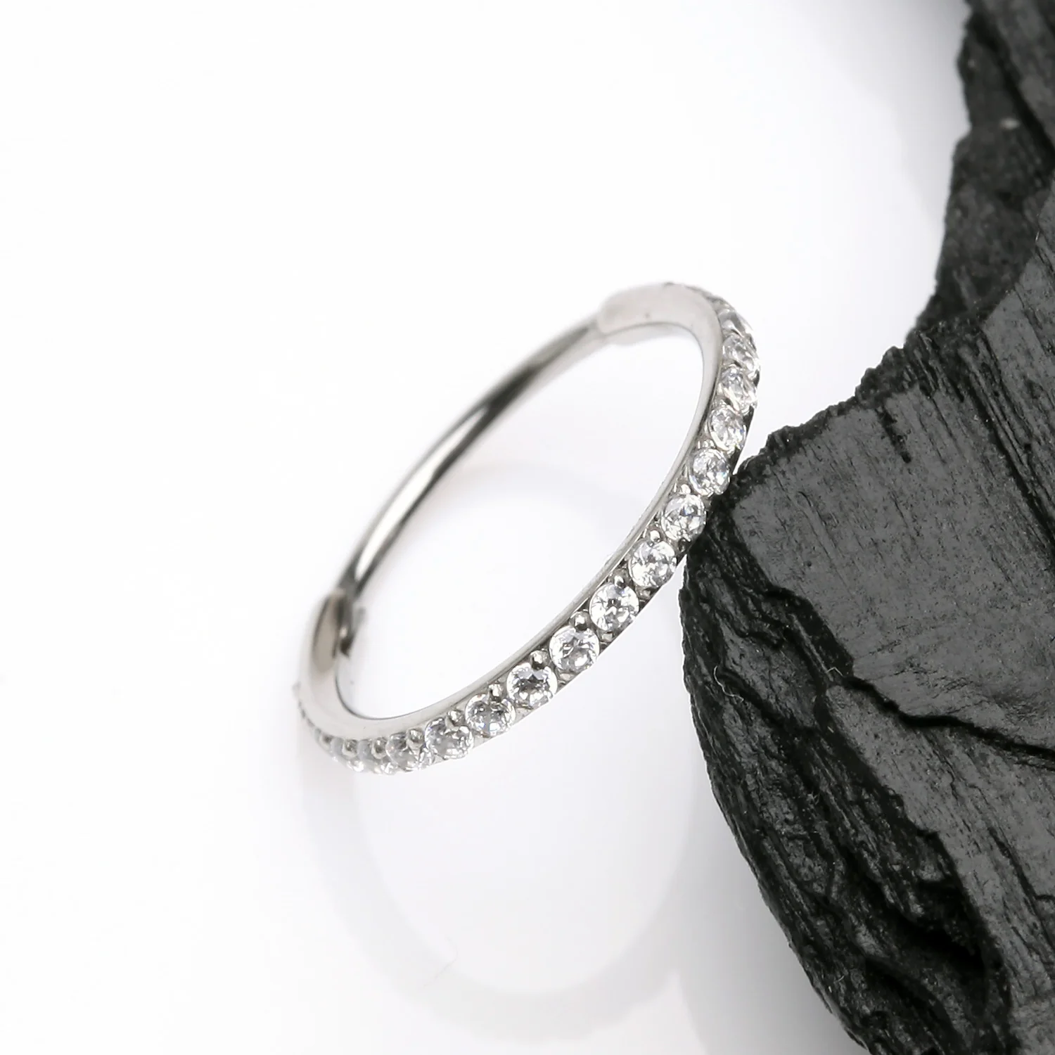 Brilliant Sparkle Gems Lined Clicker Hoop Ring - Image 2