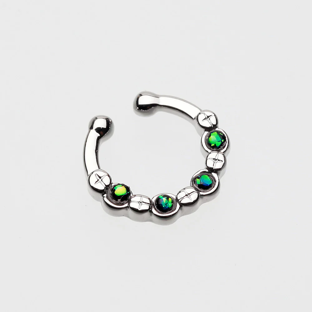 Classic Aurea Sparkle Fake Septum Clip-On Ring - Image 3