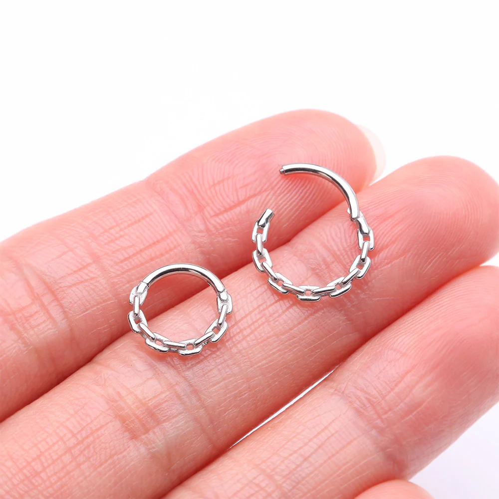 Classic Chain Link Clicker Hoop Ring - Image 3