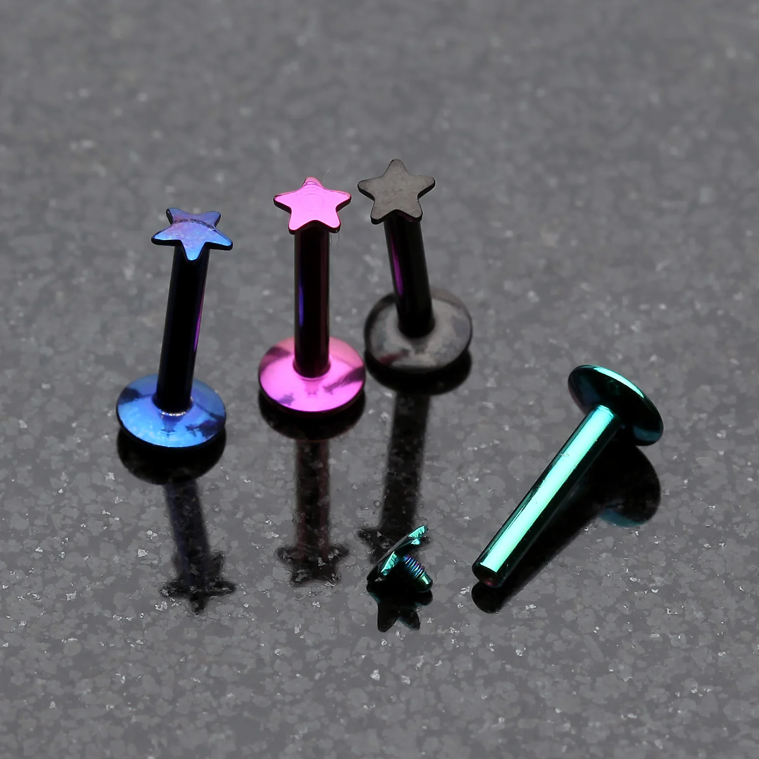Blackline PVD Star Top Internally Threaded Labret - Image 2
