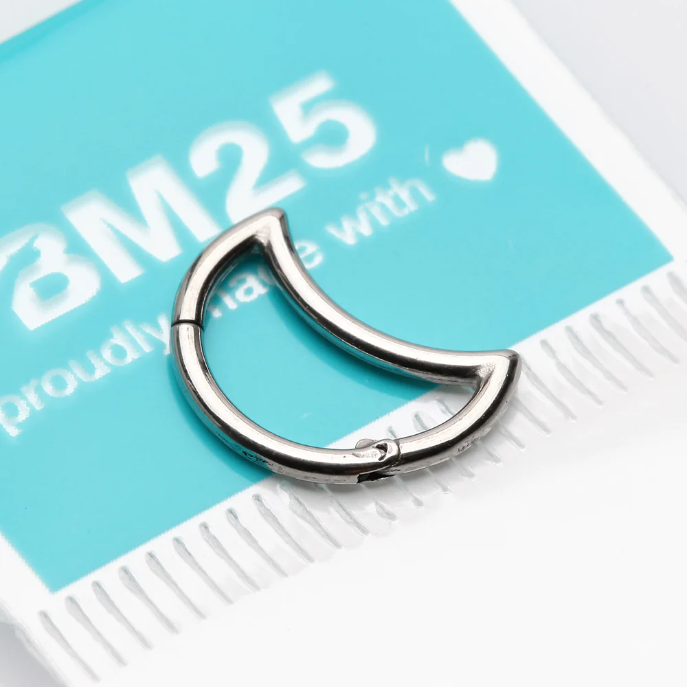 Crescent Moon Seamless Clicker Hoop Ring - Image 3