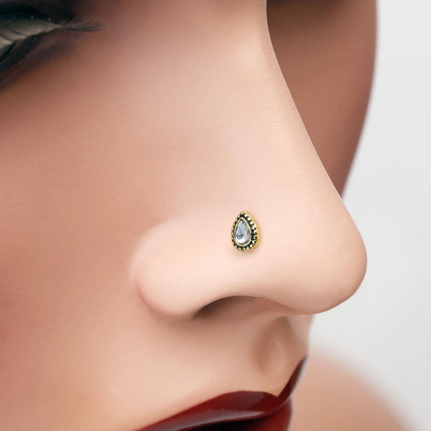 Golden Chakra Sparkle L-Shaped Nose Ring - Image 2