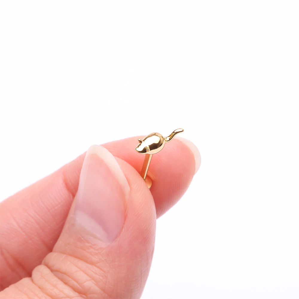 Golden Charming Little Mouse Top Internally Threaded Labret Flat Back Stud - Image 3