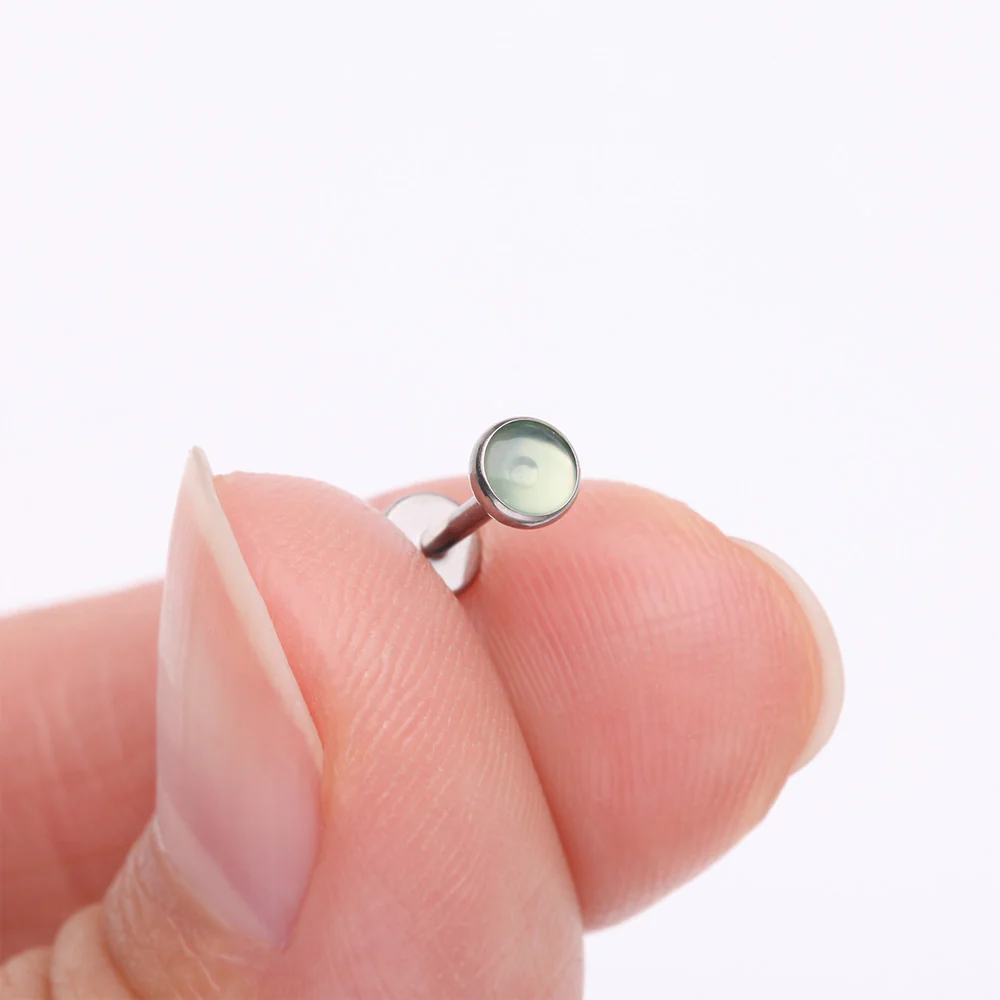Implant Grade Titanium OneFit Threadless Bezel Green Onyx Stone Flat Back Labret - Image 3