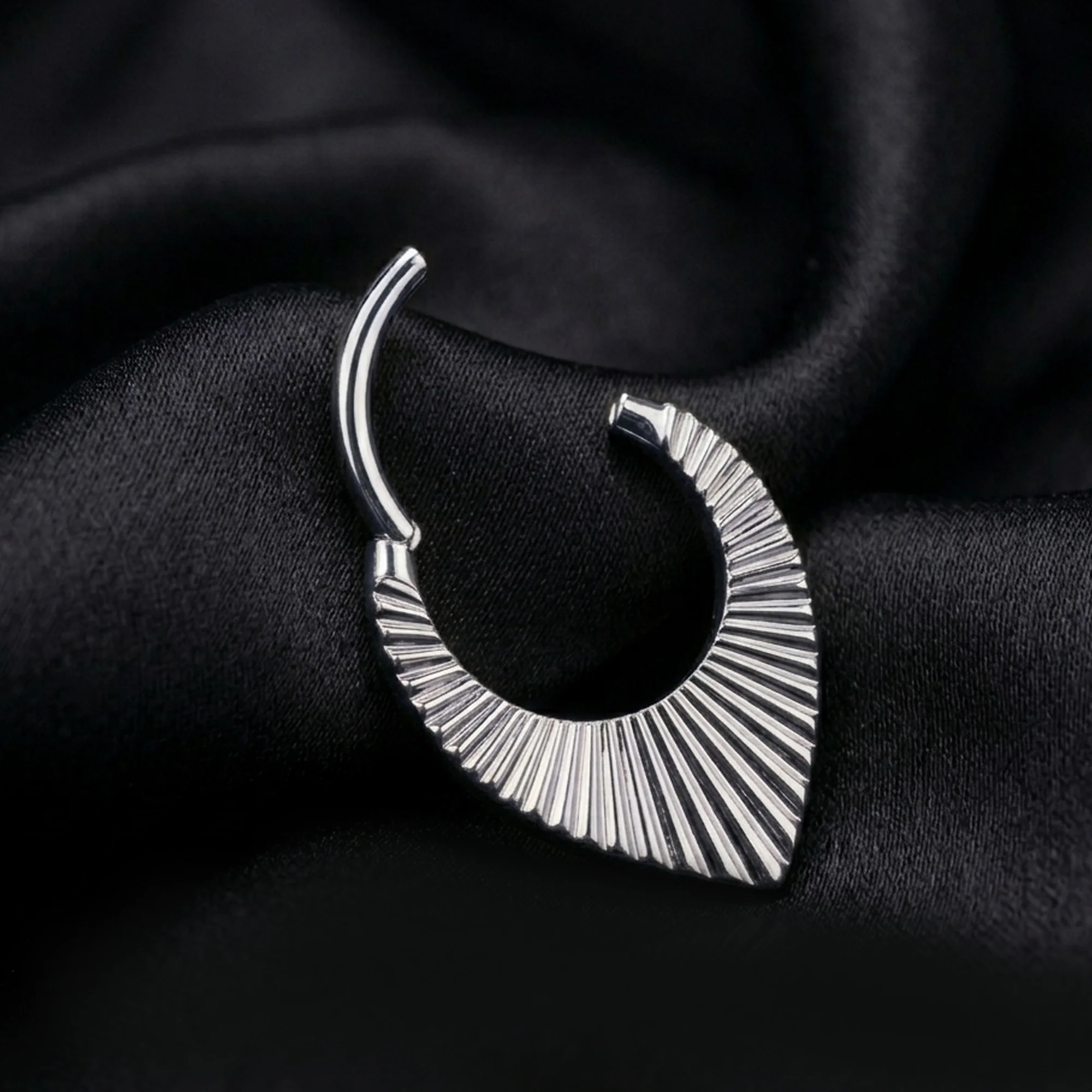 Implant Grade Titanium Ray Chevron Teardrop Clicker Hoop Ring - Image 3
