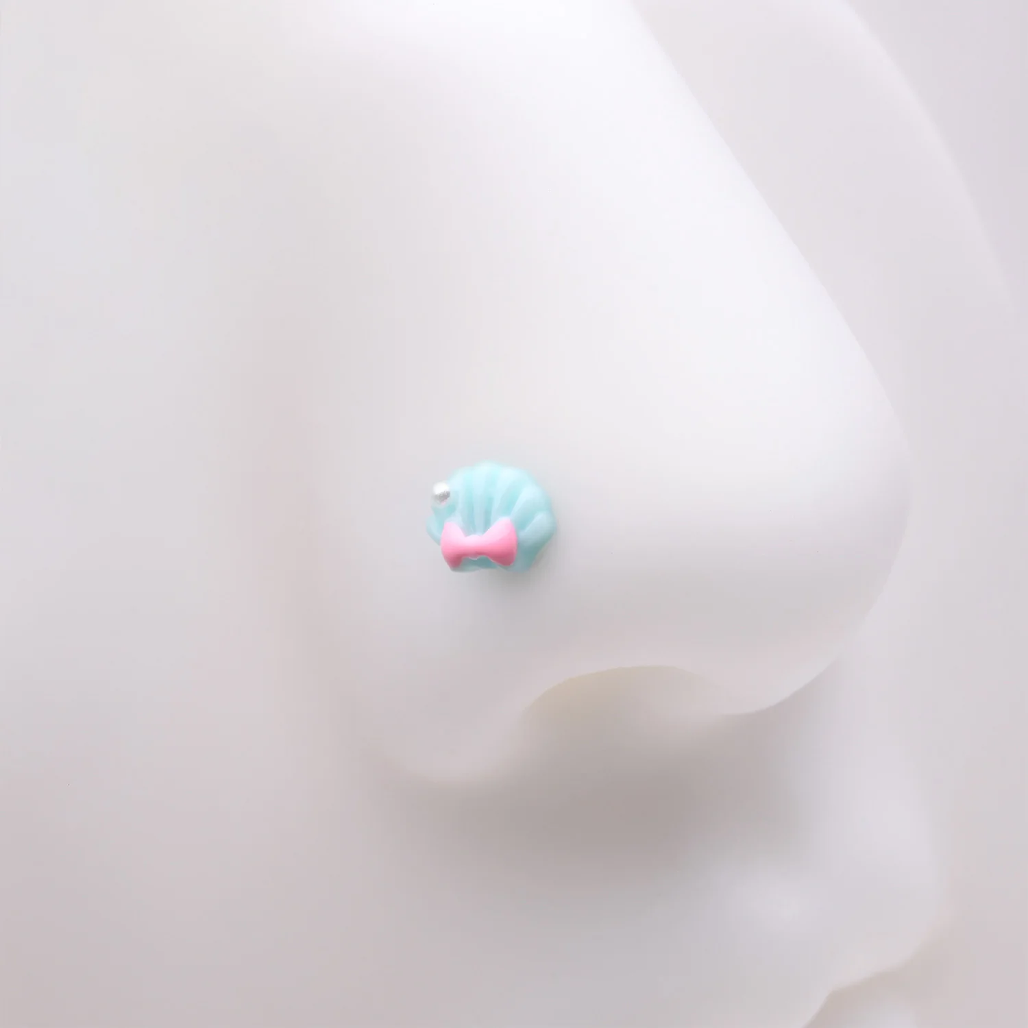 Kawaii Pop Pastel Ariel's Shell with Bow-Tie Nose Stud Ring - Image 2