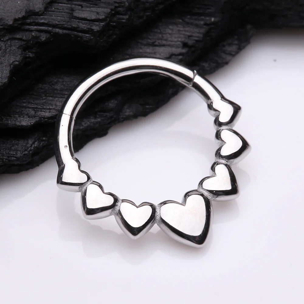 Queen of Hearts Steel Seamless Clicker Hoop Ring - Image 3