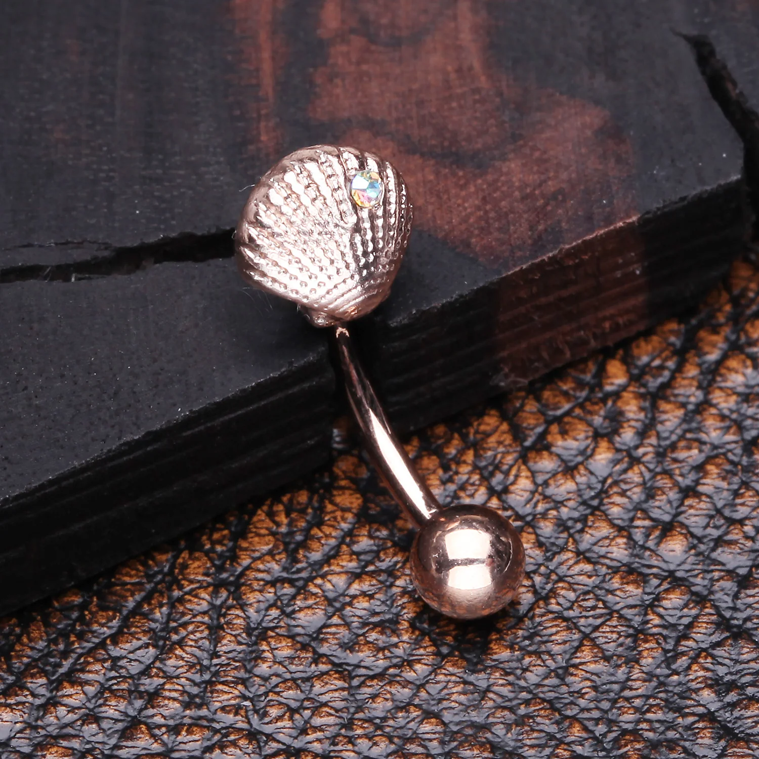 Rose Gold Ariel's Shell Sparkle Curved Barbell - Image 2