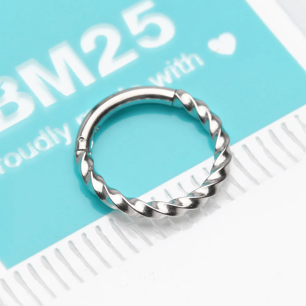 Twisted Metal Seamless Clicker Hoop Ring - Image 3