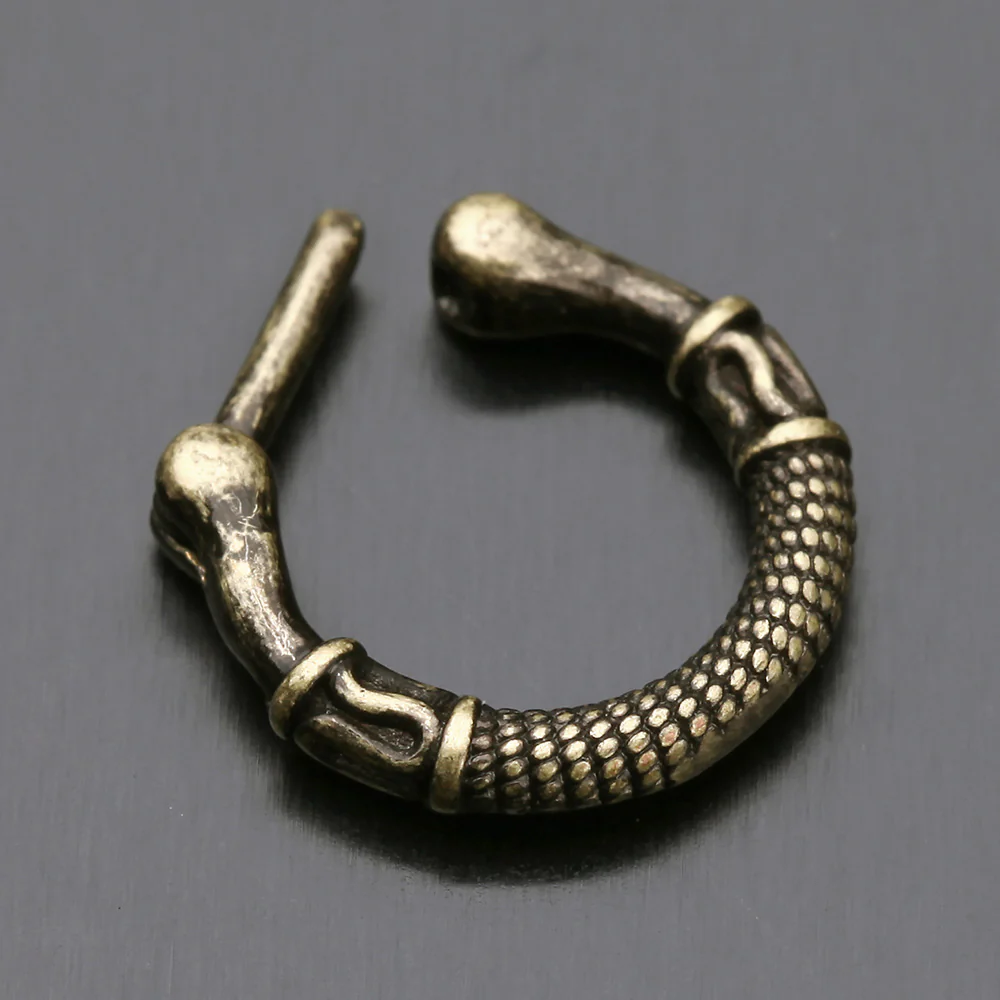 Vintage Rustica Olympus Septum Clicker Ring - Image 4